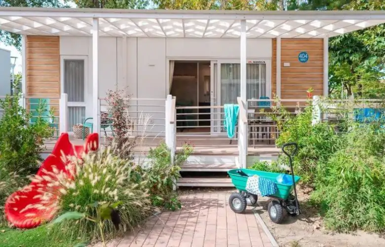 The Best Seaside Mobile Home Destinations in Italy for Families
