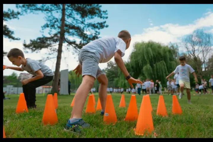 Outdoor Summer Play: Keeping Kids Active and Entertained During the Holidays