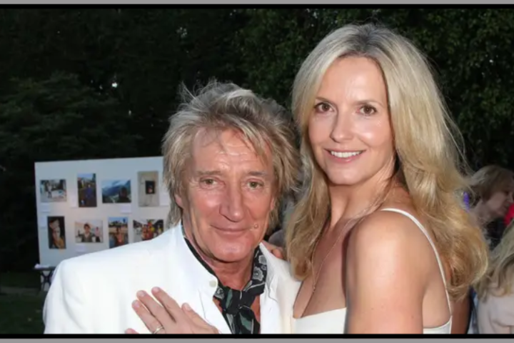 How Old Is Rod Stewart? Age Biography Wife and Family Details 
