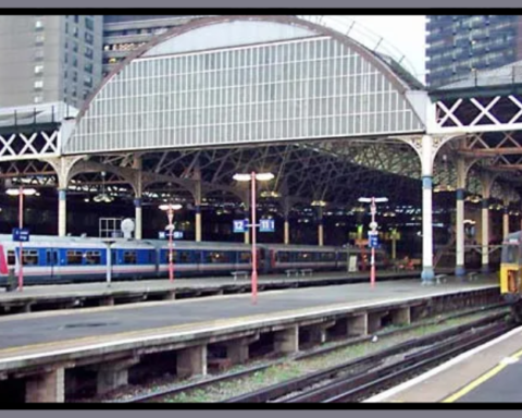 London Bridge Station Transport and Nearby Attractions 